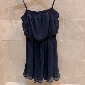 Mi Ami Juniors XS navy dress